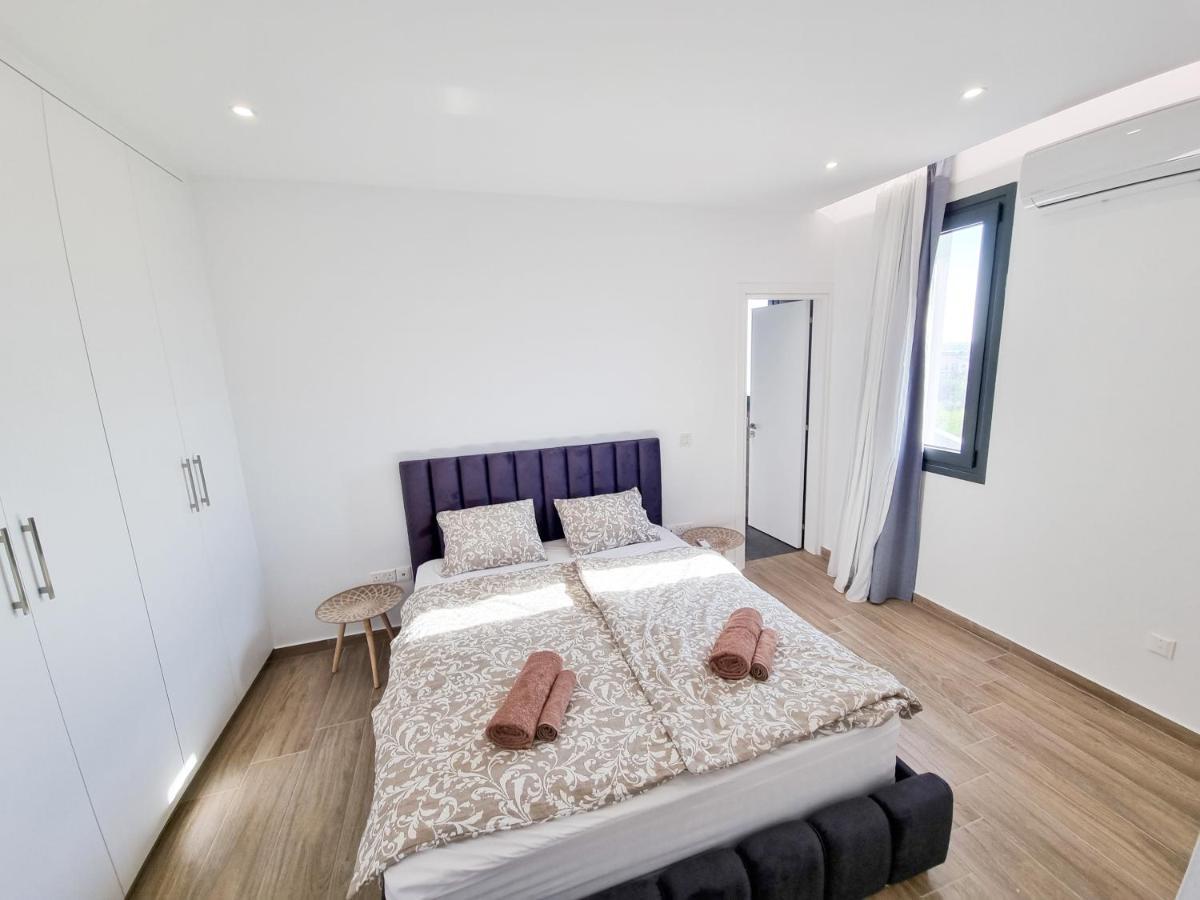 Lucky Strike Apartment Paralimni Dış mekan fotoğraf