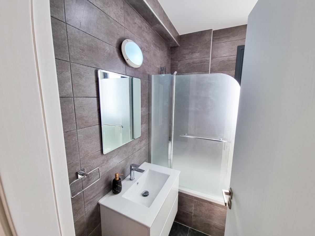 Lucky Strike Apartment Paralimni Dış mekan fotoğraf